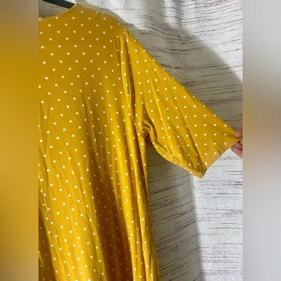 Old Navy A-Line Orange Midi Dress with Crew Neck and Short Sleeves - Picture 10 of 11